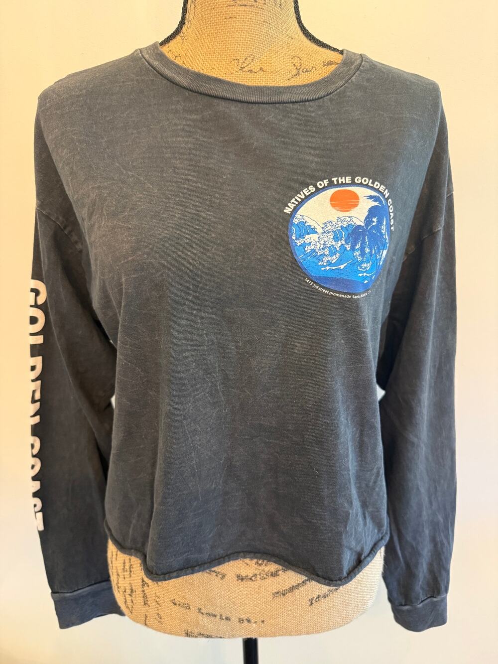J. Galt Natives of the Golden Coast Cropped Long Sleeve Gray One Size
